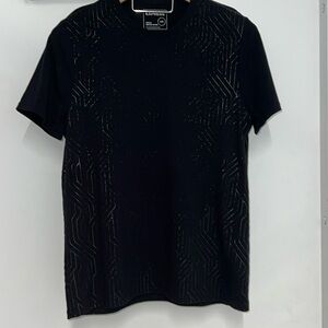 Men’s Express Medium Black Crew T w/Silver Graphics